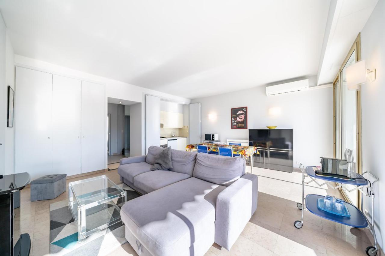 Palm Beach- Free Wifi- Parking- Sea View Cannes Buitenkant foto