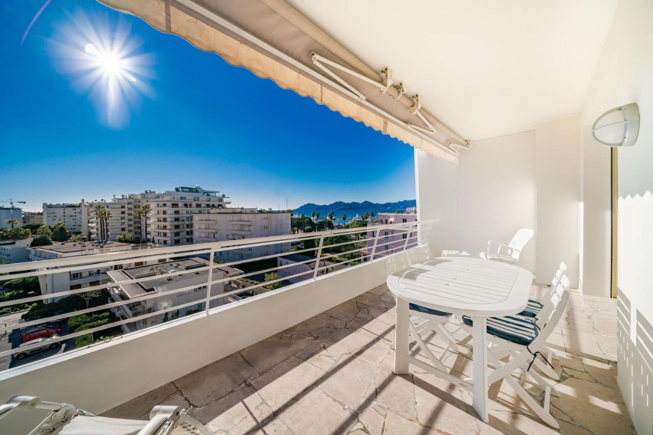Palm Beach- Free Wifi- Parking- Sea View Cannes Buitenkant foto